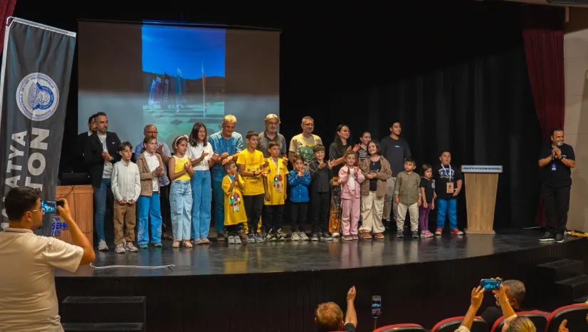 Çocuk Köyü'nde Minikler Festival Coşkusunu Doya Doya Yaşadı