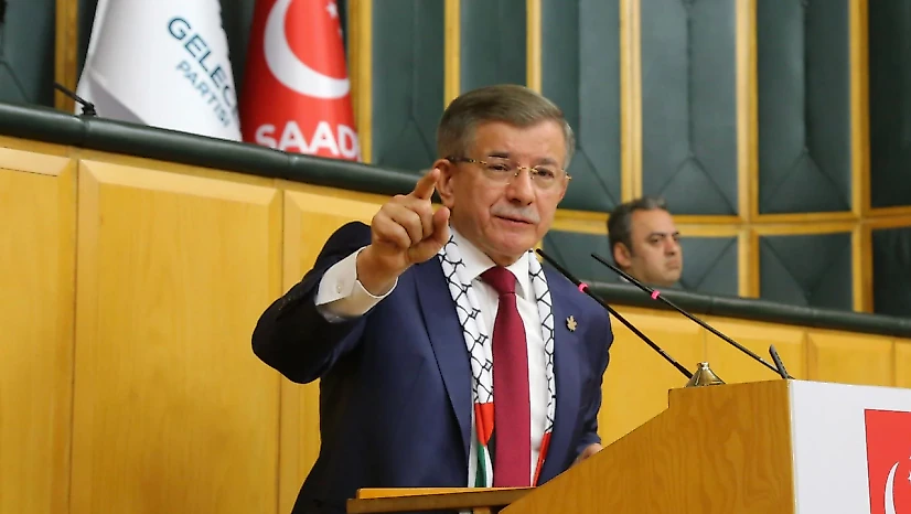 Davutoğlu'ndan Erdoğan'a çağrı: 'İslam dünyası devreye girmeli'