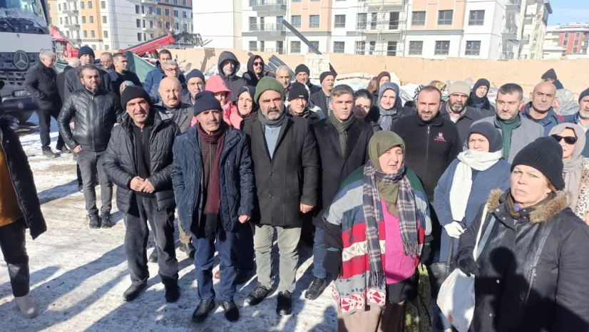 Depremzedeler Tepkili: Kavaklıbağ Mahallesi'nde Konutlar Yetersiz
