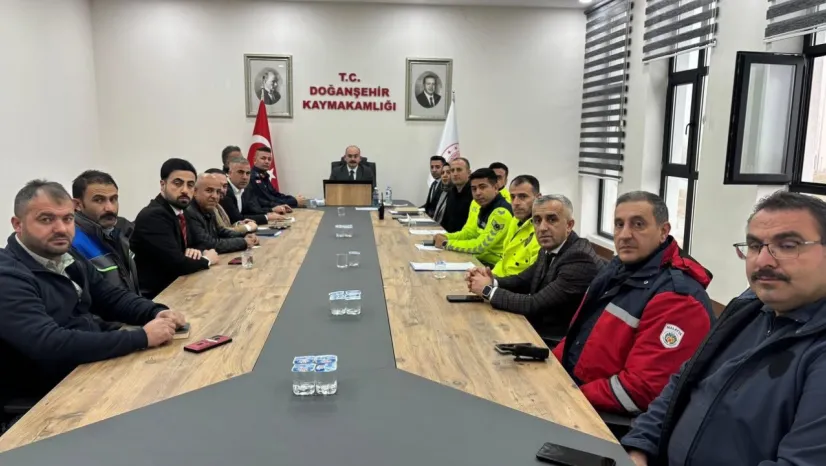 Doğanşehir Kış Tedbirleri Değerlendirme Toplantısı Gerçekleştirildi