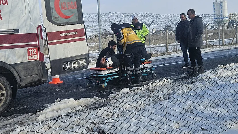 Havaalanı Yolu'nda Minibüs Kazası: 1 Yaralı
