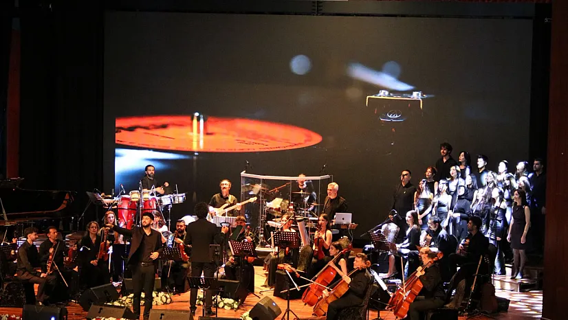 İnönü Üniversitesi'nden Unutulmaz Gece: 'Antika Şarkılar' Sahne Aldı