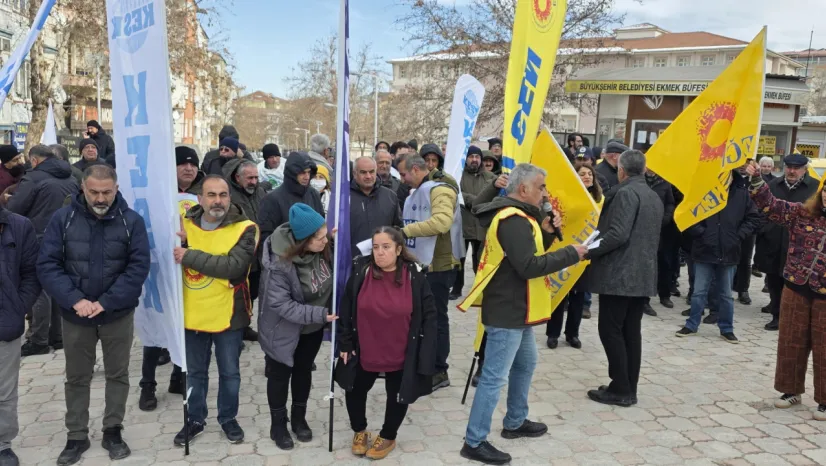 Kamu Emekçileri Sokakta: 'Emeğimizin Karşılığını İstiyoruz'
