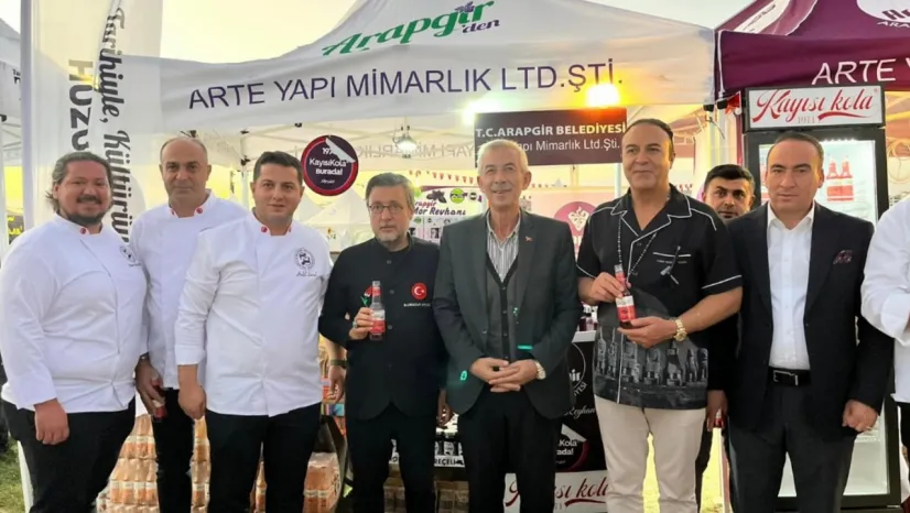 Kayısı Kola Sosyal Medyanın Gündeminde!