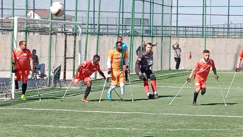 Malatya Büyükşehir Belediye Ampute Futbol Takımı Erteleme Maçında galip