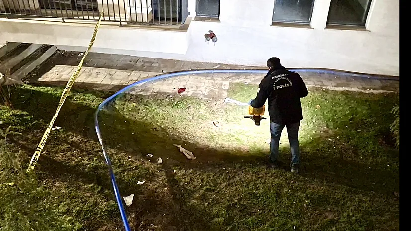 Malatya'da Balkon Faciası: Genç Kız Yoğun Bakımda