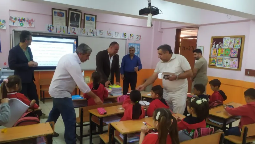 Malatya'da Dayanışma Örneği: Porgalılar Derneği Okullarda Umut Dağıttı