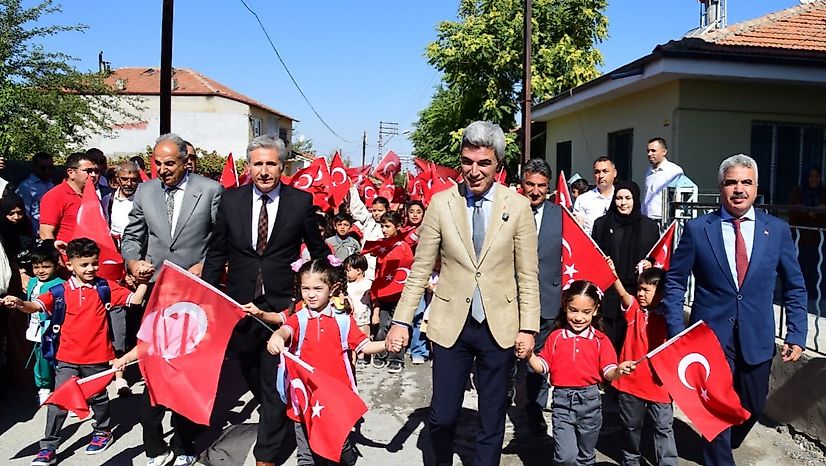 Malatya'da Okula İlk Adım 'Amin Alayı' ile Atıldı