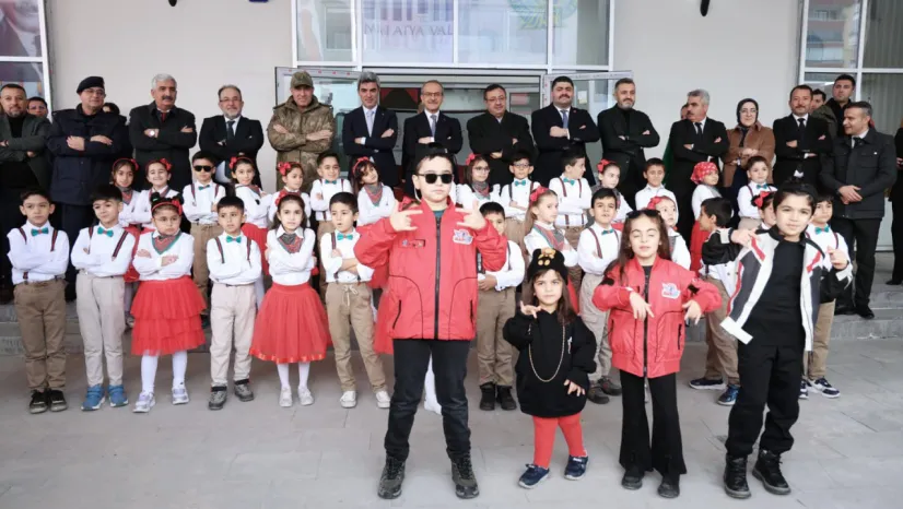 Milli Teknoloji Maket Sergisi Yoğun İlgiyle Ziyaretçilerini Ağırlıyor