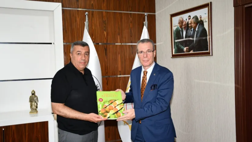 Osmanağaoğlu, 'Malatya için kayısı hayati bir öneme sahip'