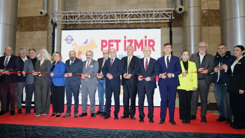 Pet Sektörünün Kalbi İzmir'de Atıyor