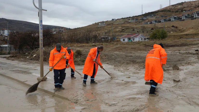 Pınarbaşı Göleti Çevresinde Kapsamlı Temizlik Çalışması