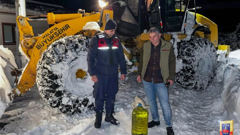 Pütürge'de Gece Yarısı Seferberliği: İki Hasta Vatandaşa Acil Müdahale