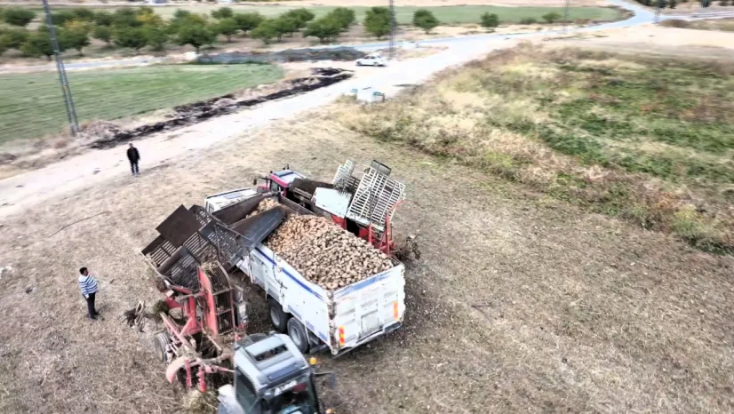 Recai Kutan Boztepe Barajı Yazıhan Ovası'nda Üretimi Canlandırdı