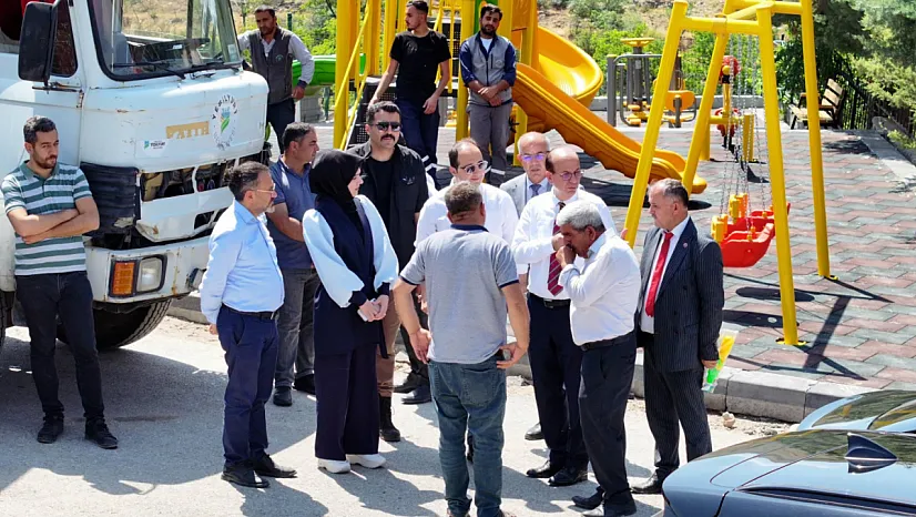 Yeşilyurt'ta Deprem Konutlarına Ulaşım İçin Asfalt Çalışması Başladı