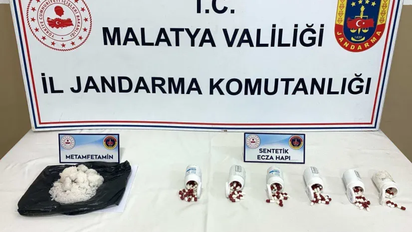Yeşilyurt'ta Narkotik Operasyonu: Metamfetamin ve Sentetik Ecza Ele Geçirildi