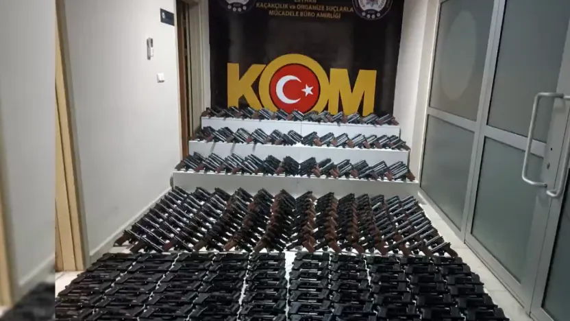 41 ilde silah kaçakçılığı operasyonu: 135 şüpheli yakalandı