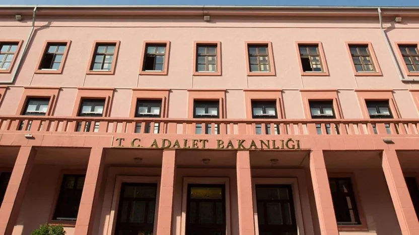 Adalet Bakanlığı'na 20 bin personel alımı yapılacak