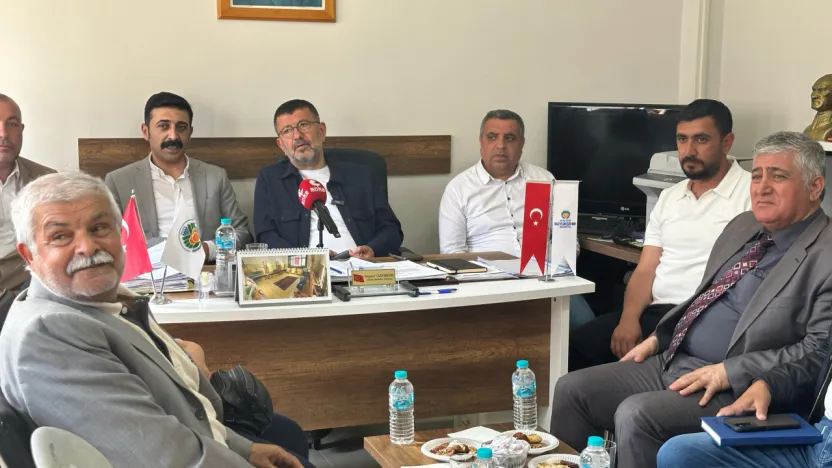 Ağbaba, muhtarlarla bir araya geldi