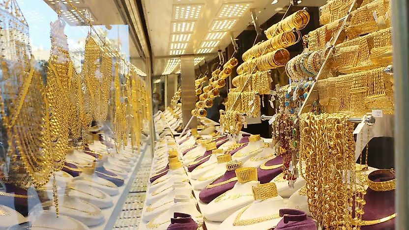Altın Yeniden Yükselişte: Gram ve Ons Altında Dikkat Çeken Hareket