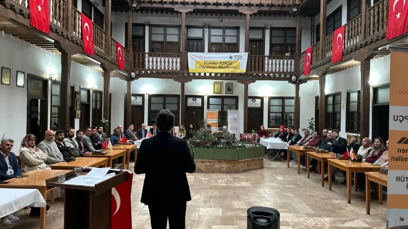 Arapgir'de Tarihi Millet Hanı'nda Fethi Gemuhluoğlu Anıldı