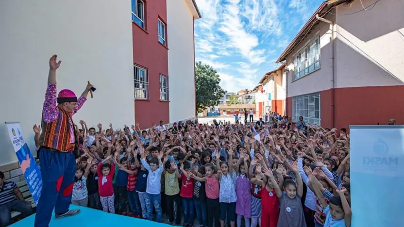 Bakanlıktan Rekor Destek — Mehmet Ali Karataş: 'Şehri İmar Ederken Nesli Unutmamak Lazım'