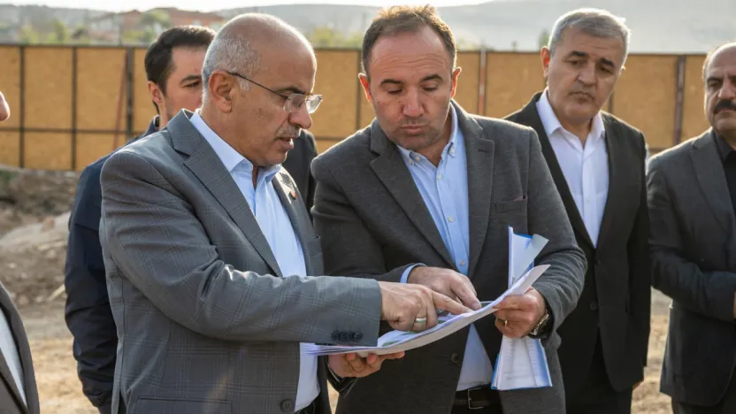 Başharık Mahallesine Yeni Gençlik Merkezi ve Spor Tesisi Yükseliyor