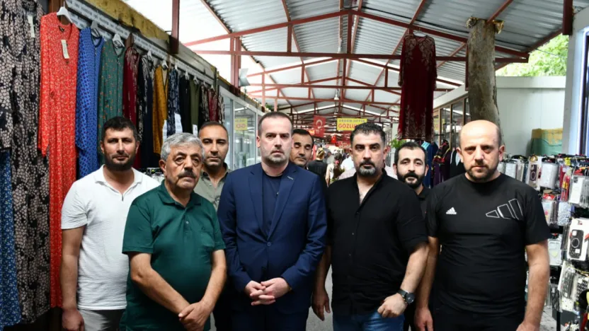 Başkan Karademir, 'Esnafımız şehri terk etmedi, canla başla çalışıyor'