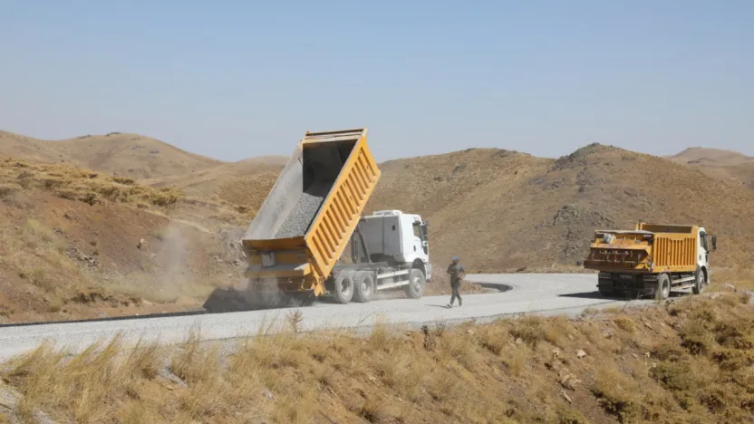 Battalgazi Belediyesi'nden 5 Kilometrelik Asfalt Çalışması