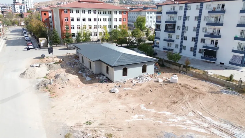 Battalgazi'de Sosyal Alanlar Artıyor: 6 Taziye Evi Hizmete Açıldı, Diğerleri Yolda