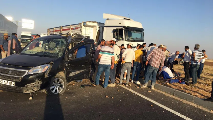 Bayramın ilk üç gününde 2 bin 238 trafik kazası: 26 ölü, 3 bin 590 yaralı