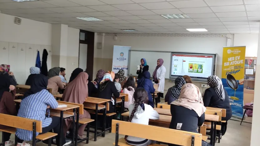 Bitkisel Atık Yağlar Faydalı Ürüne Dönüşüyor