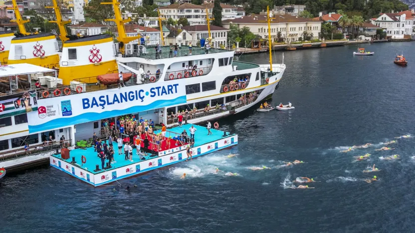 Boğaziçi Kıtalararası Yüzme Yarışı'na katılan Rus yüzücü kayboldu
