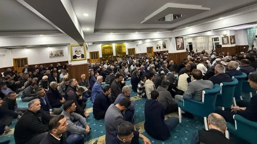Büyük Mürşidi Kamil Ali Kara Efendinin Anısına Mevlidi-i Şerif Okutuldu
