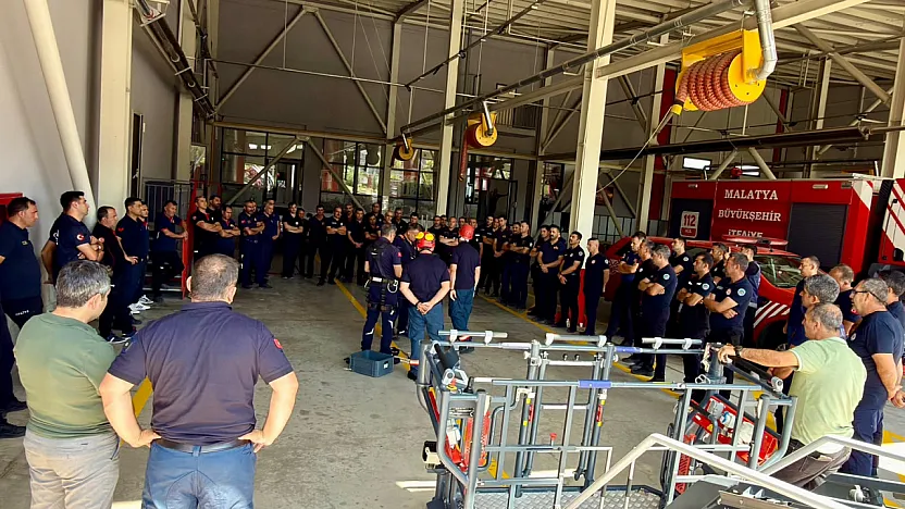 Büyükşehir İtfaiyesi Personeline  PACE Projesi Kapsamında Kapsamlı Eğitim