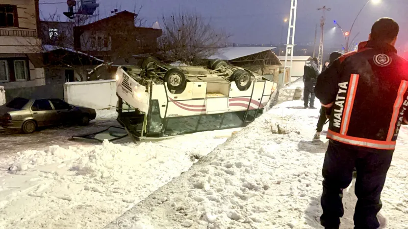 Buzlanma Faciası Ucuz Atlatıldı: Malatya'da 9 İşçi Yaralandı