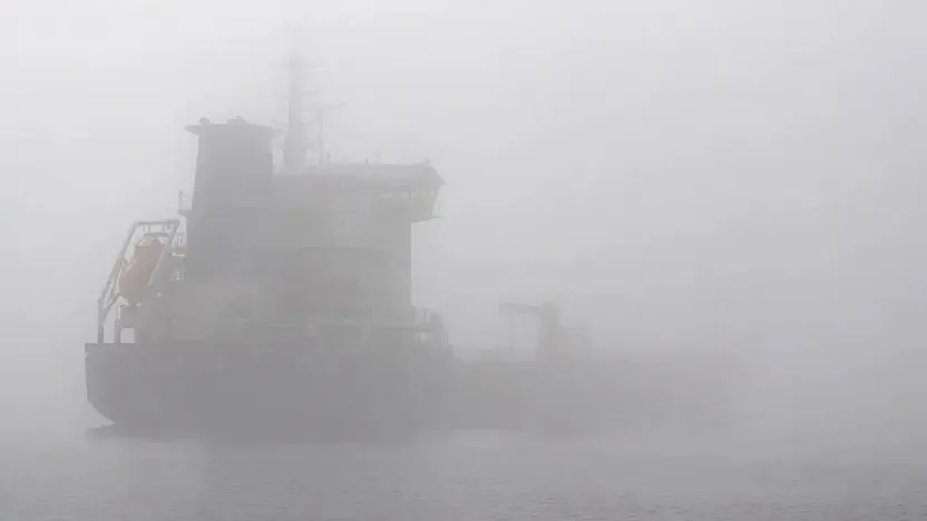 Çanakkale Boğazı yoğun sis nedeniyle trafiğe kapatıldı