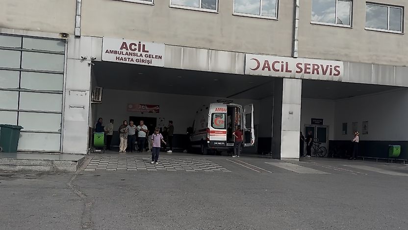 Çatıdan Düşen 58 Yaşındaki Adam Hayatını Kaybetti