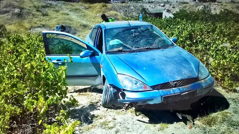 Darende'de Otomobil Yoldan Çıktı: 2 Yaralı