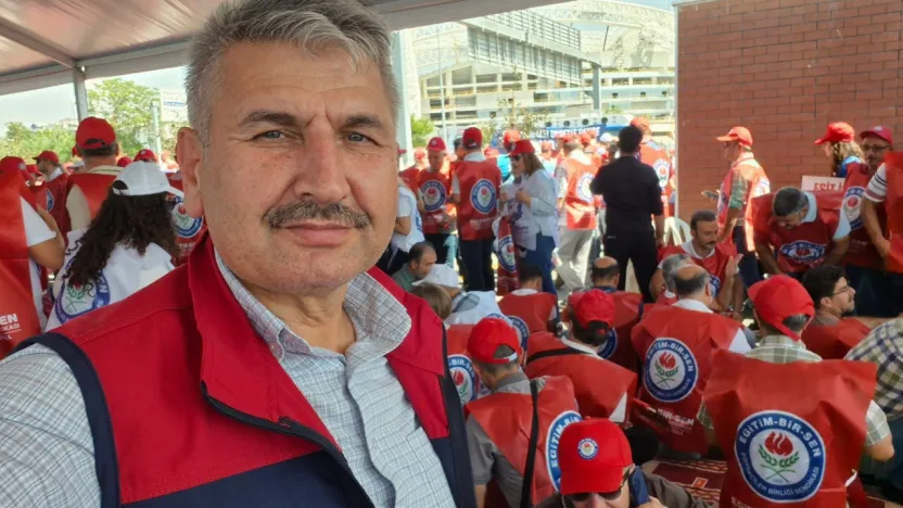 Deprem Bölgesinde Tartışmalı Atamalar: Eğitim-Bir-Sen'den Tepki