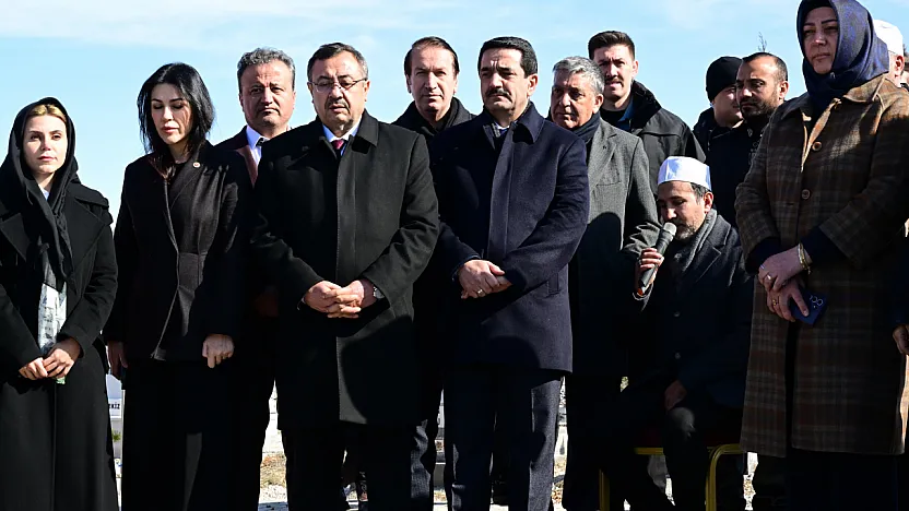 Deprem Şehitleri Malatya'da Dualarla Anıldı