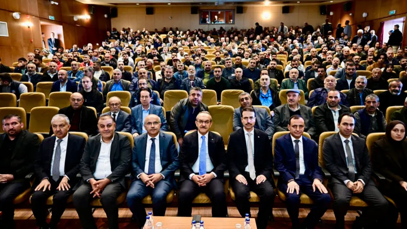 Deprem Sonrası Yeniden Yapılanmada Önemli Adım: Yeşilyurt'ta 714 İş Yeri Tamamlandı