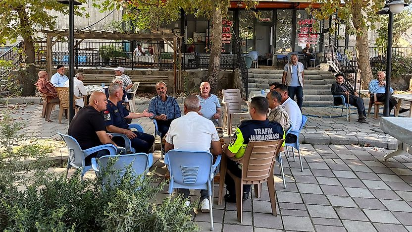 Dilek'te Jandarma Komutanına Vatandaş Desteği: 'Görevine Devam Etsin'