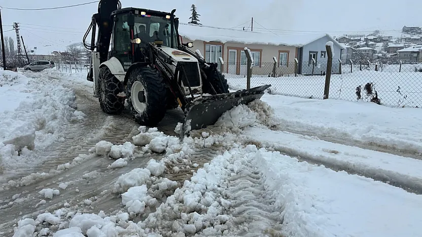 Doğanşehir'de Kar Seferberliği: Belediye Ekipleri 7/24 Sahada