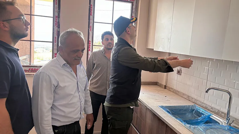 Doğanşehir'de Kırsal Konutlarda Çalışmalar Hız Kesmeden Sürüyor