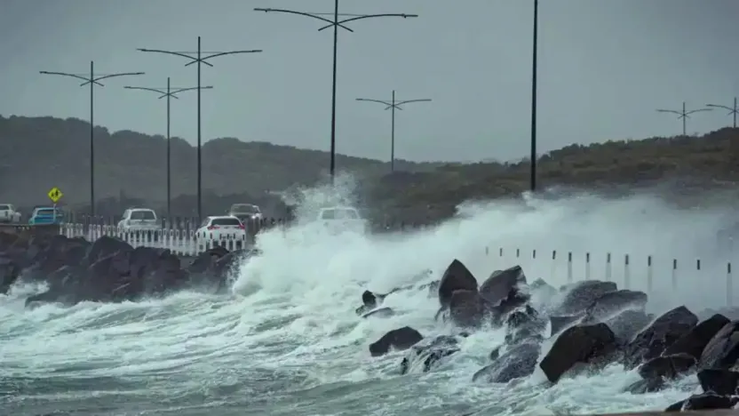 Ege'de Fırtına Alarmı: Rüzgar 90 Km/Saate Çıkabilir