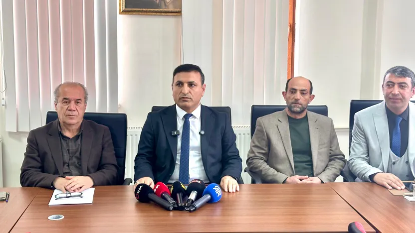 Göçer, 'sandık yoksa demokrasi yok' diyerek parti içi uygulamalara sert tepki gösterdi