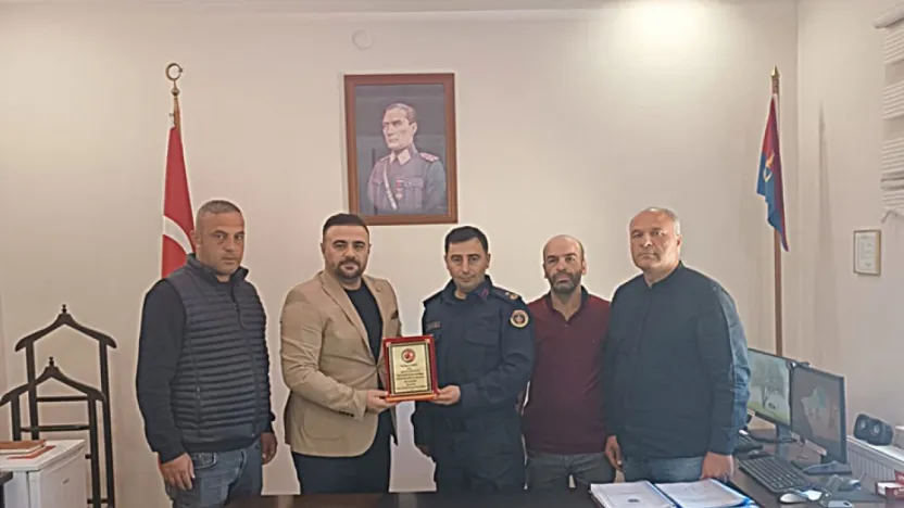Güvenlik Korucularından Yeşilyurt İlçe Jandarma Komutanına Hayırlı Olsun Ziyareti