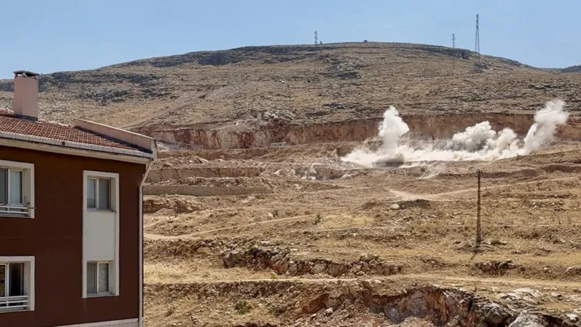 Her Patlamada Deprem Korkusu: Malatya'da TOKİ İnşaatı Tedirginliği