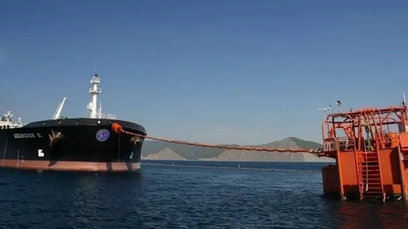 İki Tanker İnsansız Hava Araçlarının Hedefi Oldu